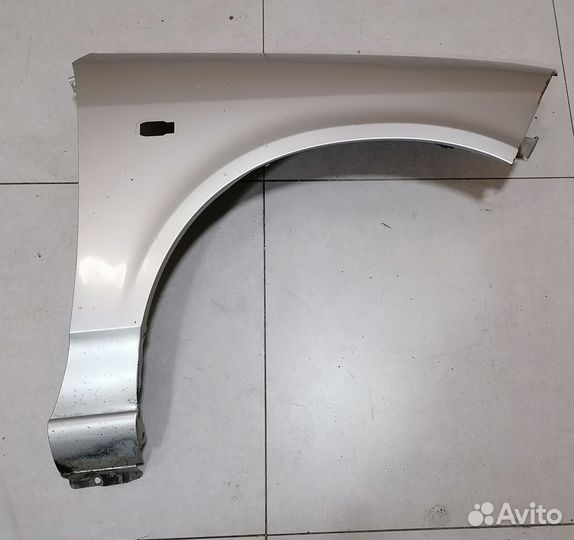 Крыло переднее правое Y11 Nissan Wingroad 2002 г