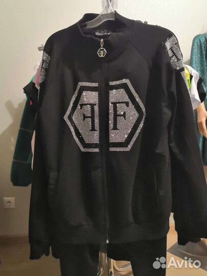 Новая женская одежда