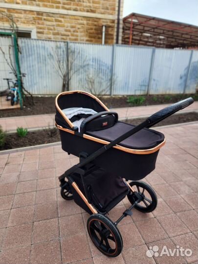 Коляска 2 в 1 Moon