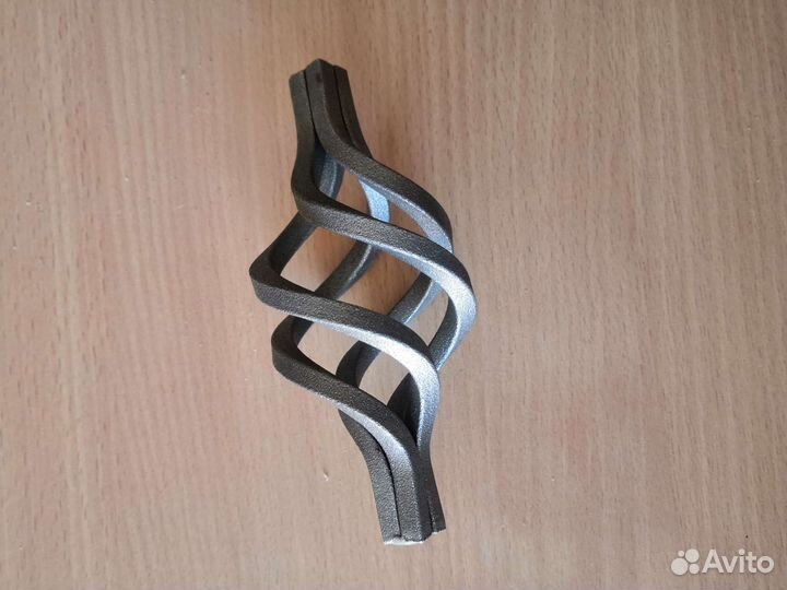 Кованая корзинка Италия