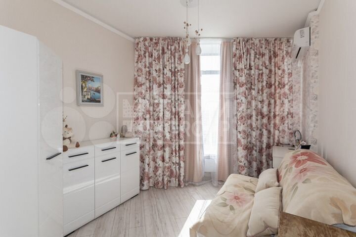 2-к. квартира, 54 м², 8/18 эт.