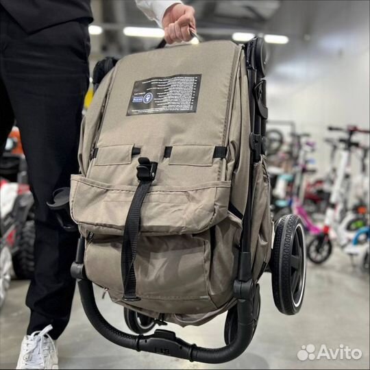 Прогулочная коляска Luxmom