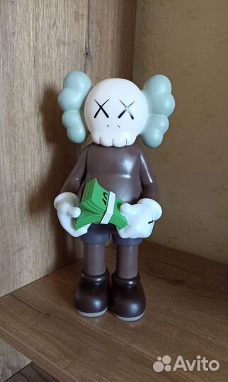 Фигура kaws 28 см коричневый фигурка кавс