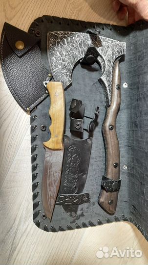 Набор нож и топор в кожаной скрутке