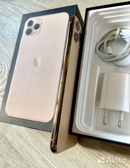 iPhone 11 Pro Max, 64 ГБ