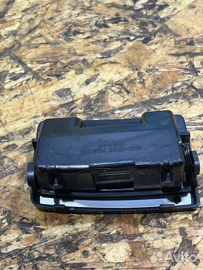 Пепельница Мицубиси Аутлендер CU 1