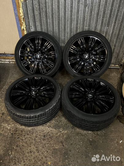 Комплект оригинальных колес Range Rover R22