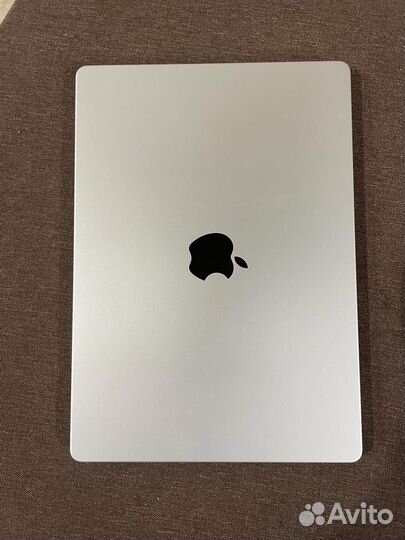 Apple MacBook Pro 14 m1