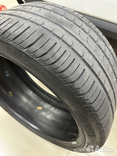 Pirelli P Zero Rosso 275/35 R20