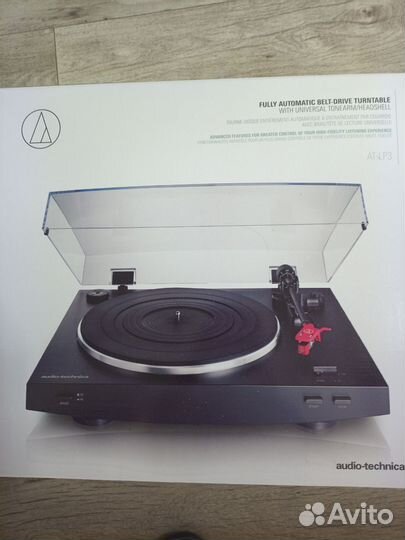 Виниловый проигрыватель