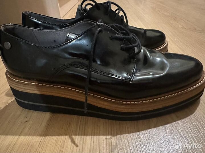 Ботинки женские