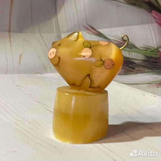 Статуэтка свинка