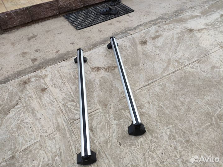 Автомобильный багажник на крышу