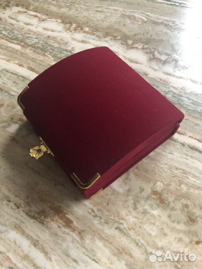 Футляр для украшений