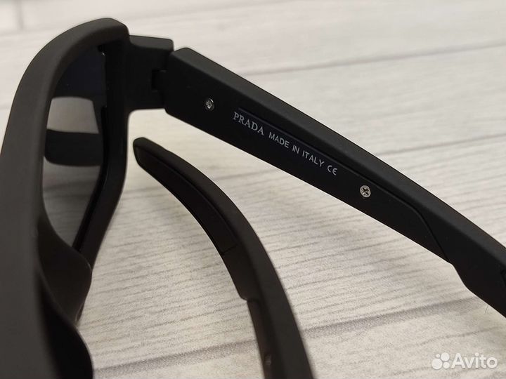 Очки мужские солнцезащитные Prada