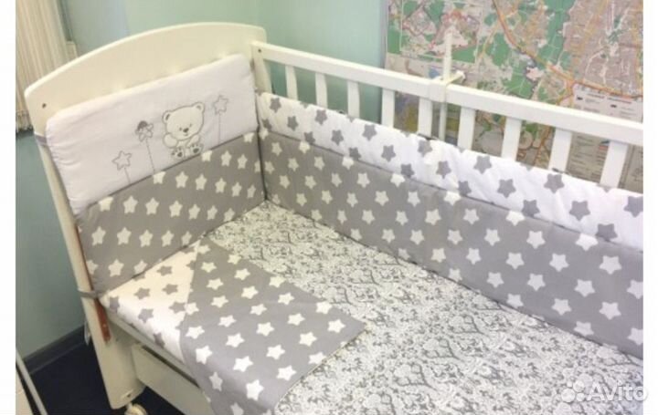Комплект в кроватку (бортики и постельное белье)