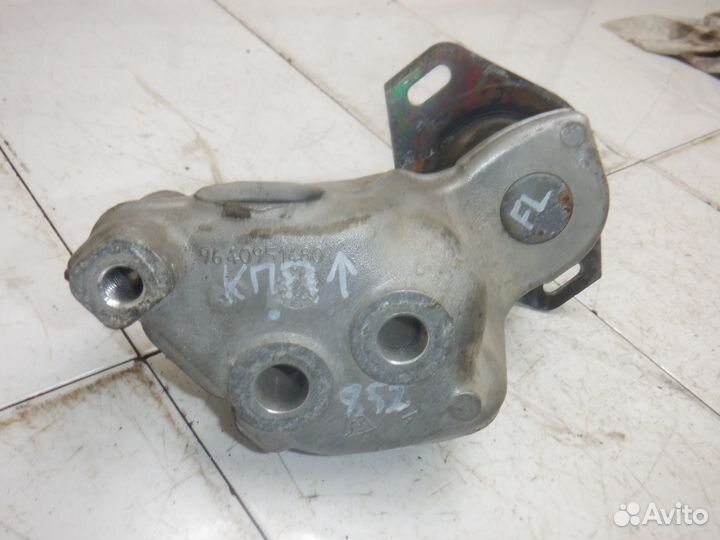 Опора кпп Citroen C5