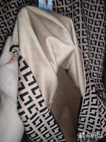 Костюм женский