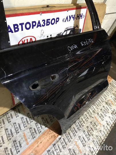 Skoda Kodiak задняя правая дверь