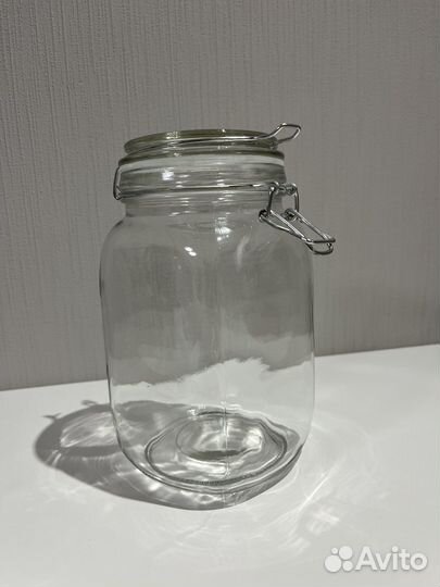 Банка для хранения сыпучих продуктов