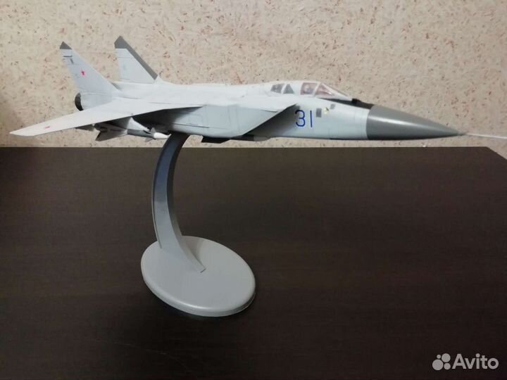 Модель самолёта миг-31
