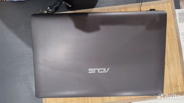 Клавиатура и крышка матрицы asus x53u