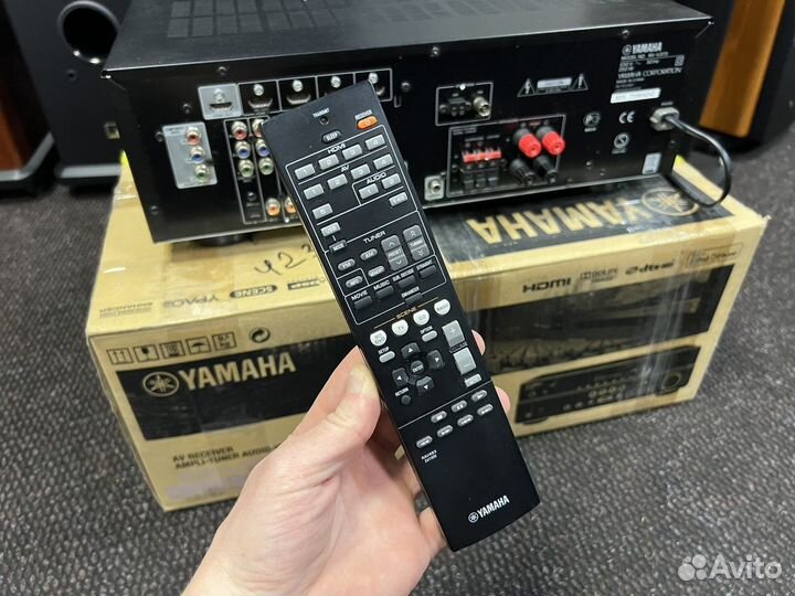 AV-ресивер Yamaha RX-V373