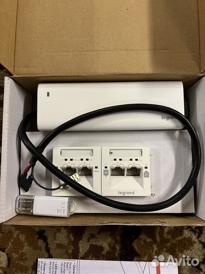 Коммутатор Legrand 077905