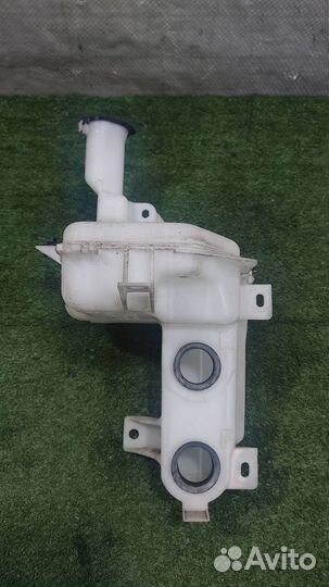 Бачок омывателя Daihatsu Sirion 2008