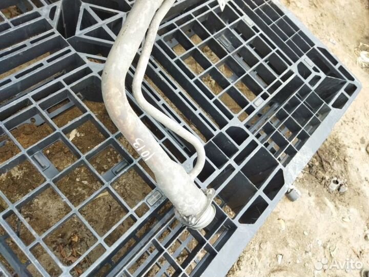 Горловина топливного бака Mitsubishi Pajero V75W