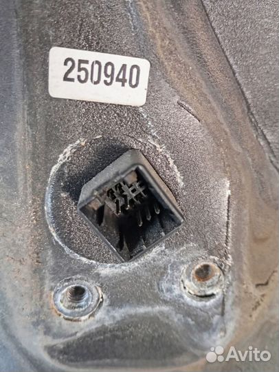 Зеркало боковое левое Hyundai Getz 05-11г