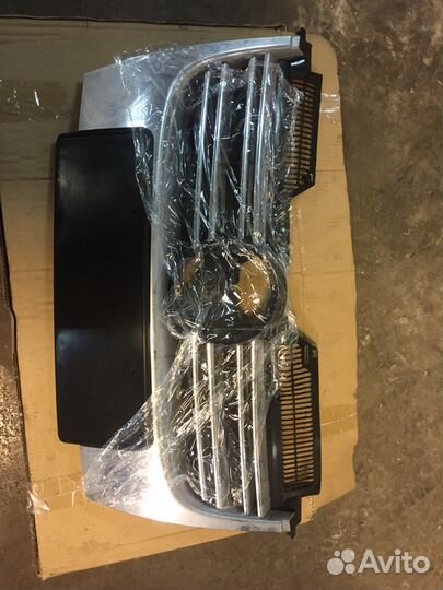 Фольксваген гольф,джетта 06-11г. Решётка