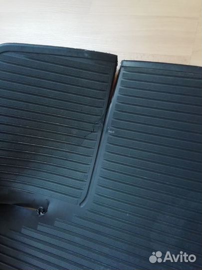 Резиновые коврики 3c1061501 vw passat b6