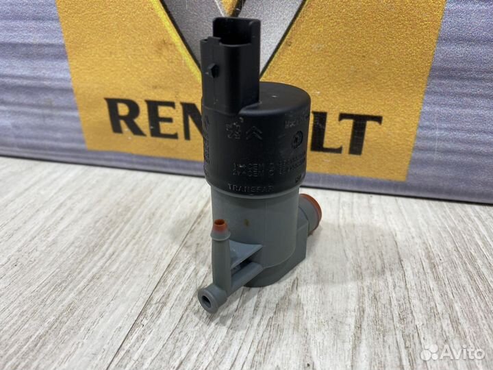 Моторчик Насос Мотор омывателя Renault logan 2