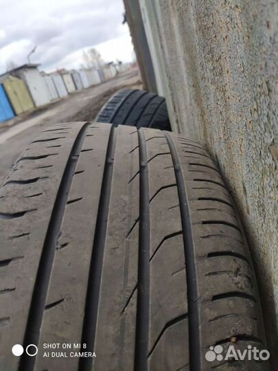 Continental ContiPremiumContact 2 215/55 R17