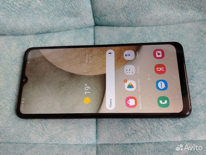 Samsung Galaxy A12, 4/64 ГБ