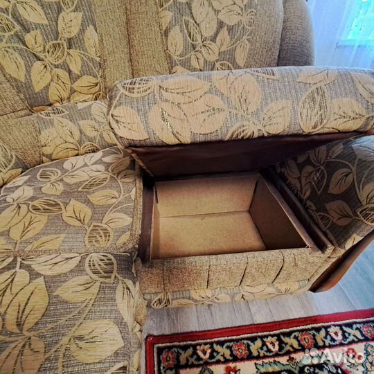 Угловой диван