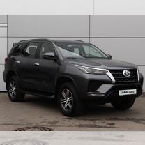 Toyota Fortuner 2.7 AT, 2022, 13 736 км, с пробегом, цена 3 888 000 руб.