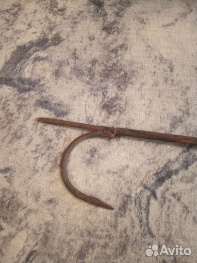 Крюк пожарный металлический