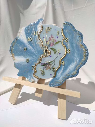 Часы ручной работы