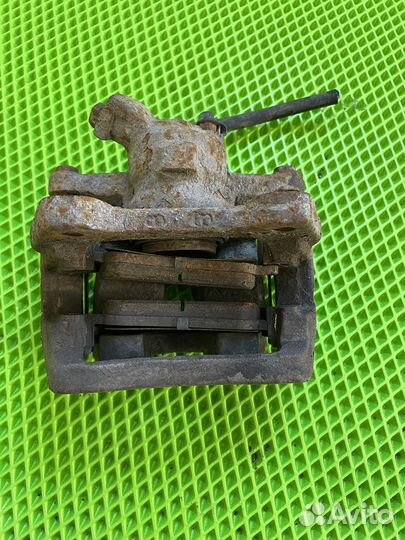 Рейндж ровер спорт 1 суппорт задний левый