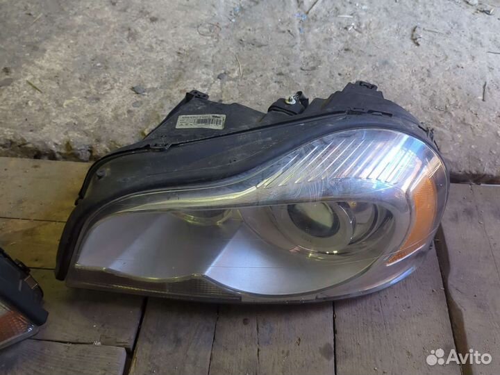 Фара передняя левая передняя правая Volvo XC90