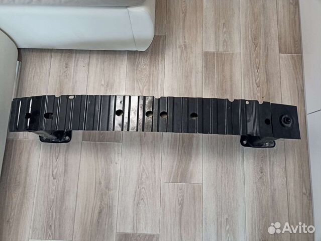 Усилитель переднего бампера ford focus 2