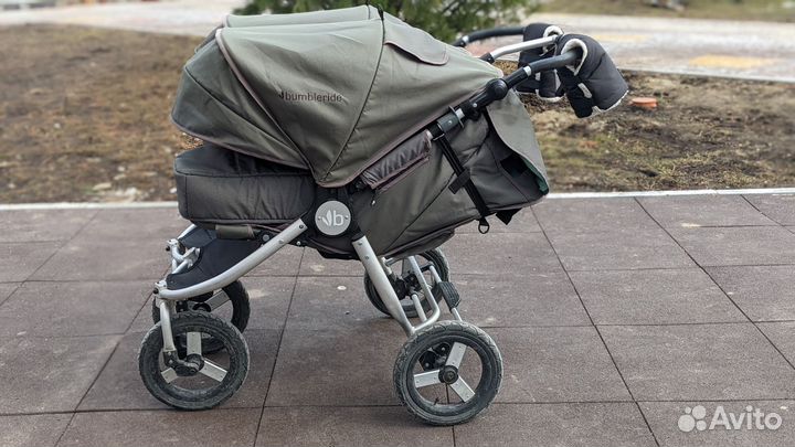 Коляска для двойни/погодок Bumbleride Indie Twin