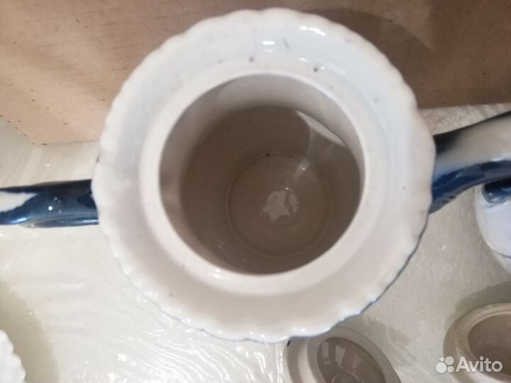 Заварник и сахарница новые