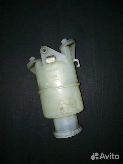 Бачок тормозного цилиндра пинин