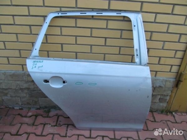 Дверь задняя правая Volkswagen Golf 5 2004-2009