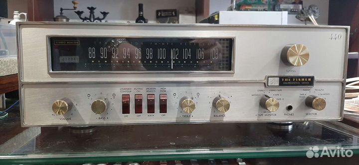 The Fisher 440 Ресивер