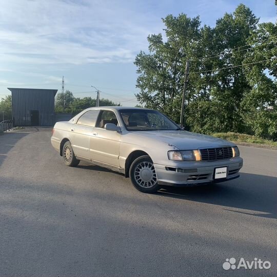 Toyota Crown 2.5 AT, 1995, 300 000 км