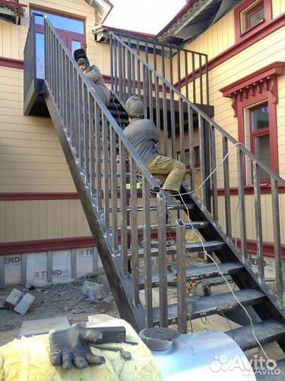 Демонтаж зданий Металлоконструкций любой сложности